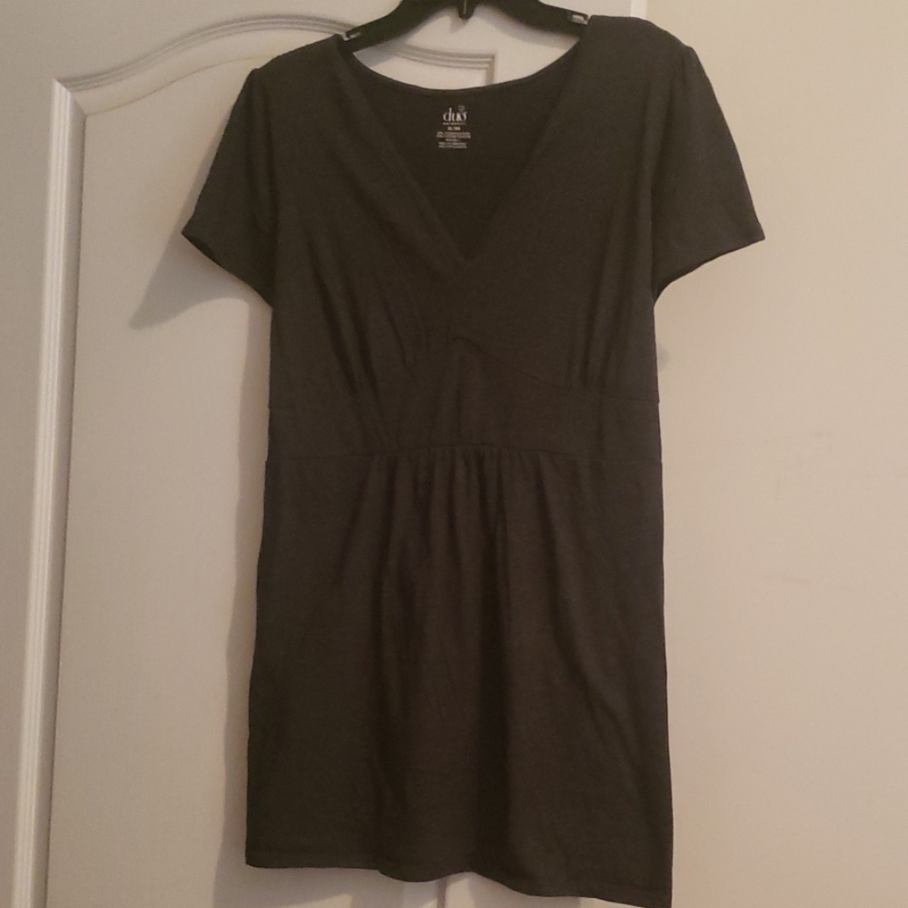 XL dark gray maternity top